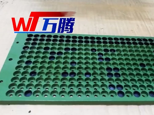 全自動八頭灌膠機(jī)熙隆微